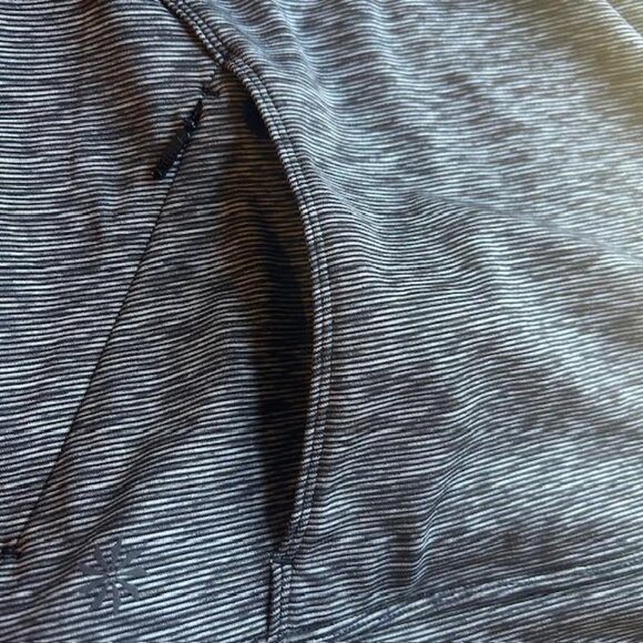 Athleta Techie Sweat Hoodie Pullover Sz L Heathered Black Cowl Neck Athleisure - Picture 12 of 12